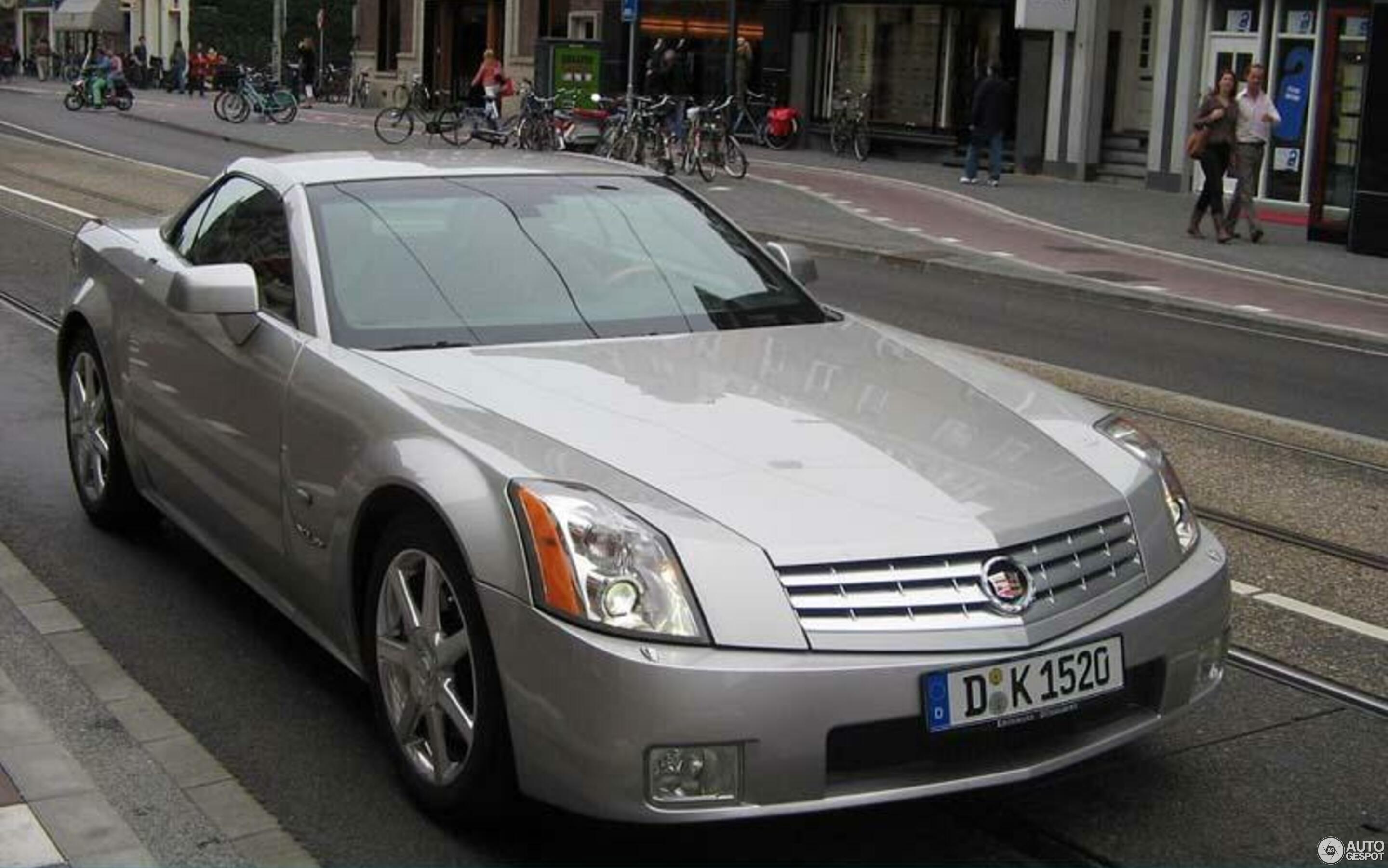 Cadillac XLR