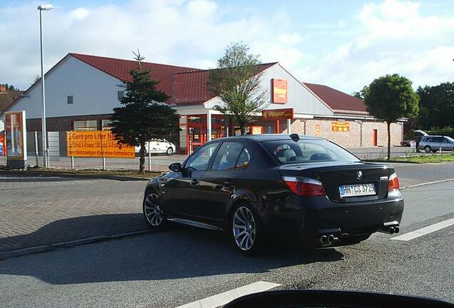 BMW M5 E60 2005