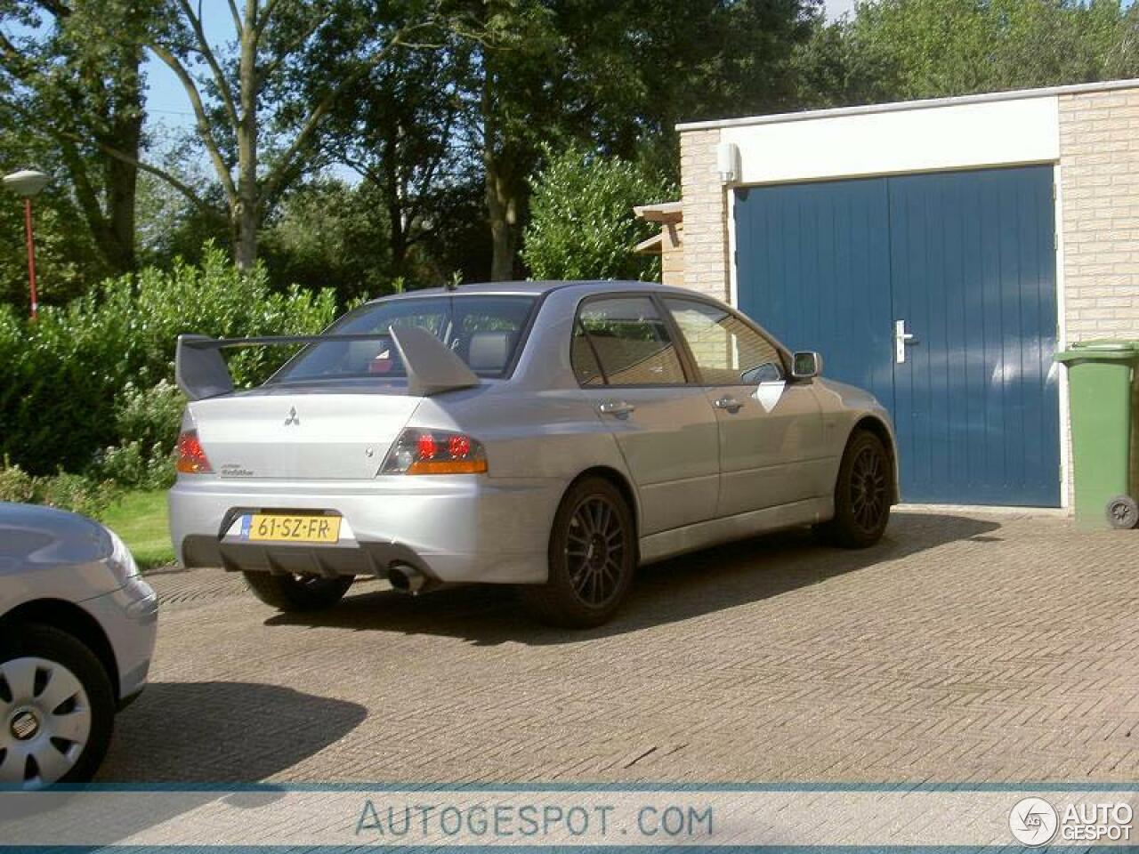 Mitsubishi Lancer Evolution IX