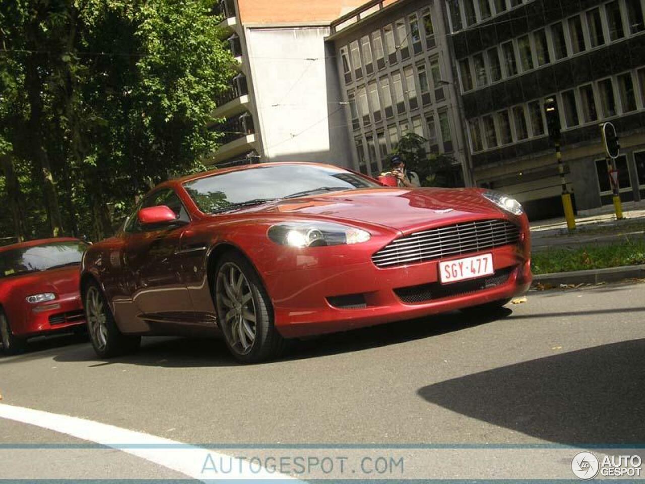 Aston Martin DB9