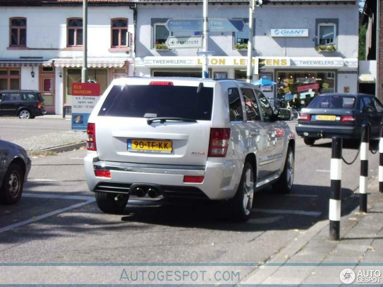 Jeep Grand Cherokee SRT-8 2005