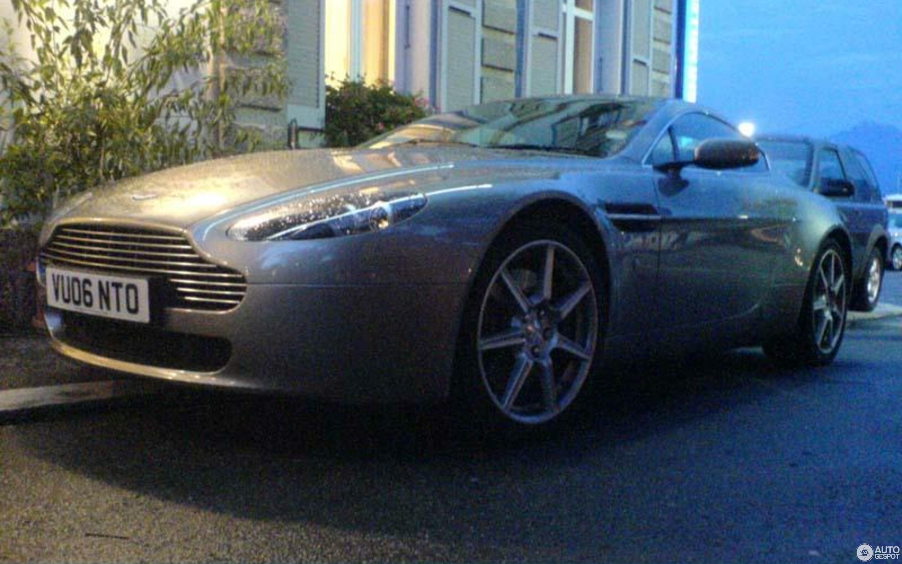 Aston Martin V8 Vantage