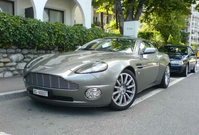 Aston Martin Vanquish