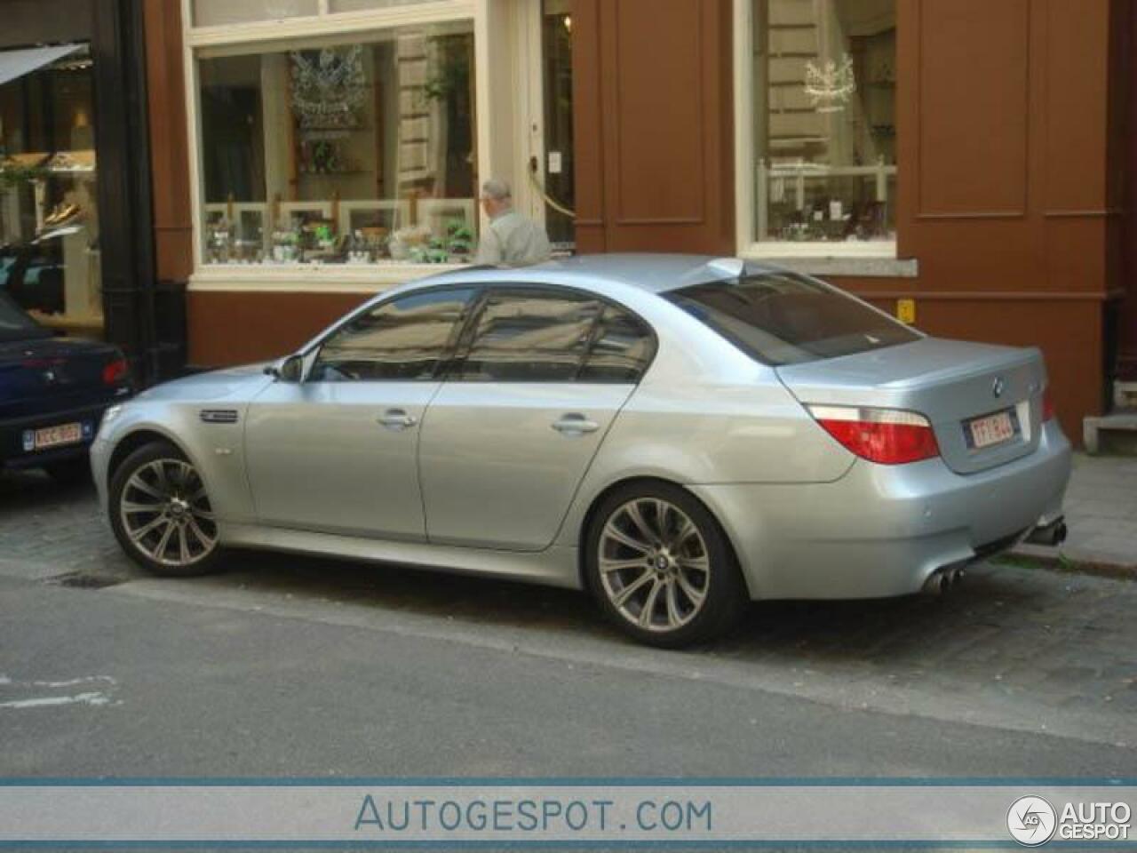 BMW M5 E60 2005