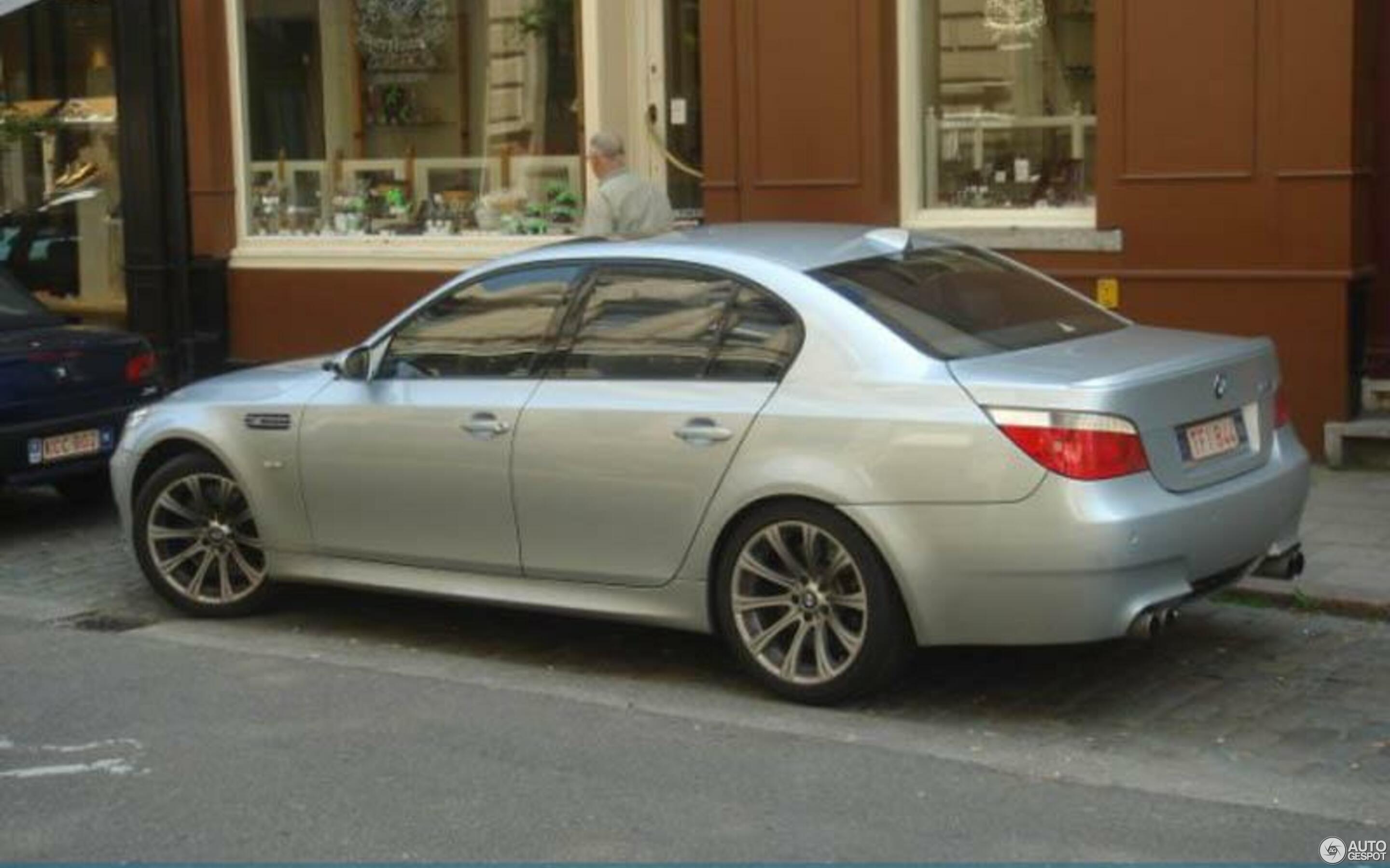 BMW M5 E60 2005