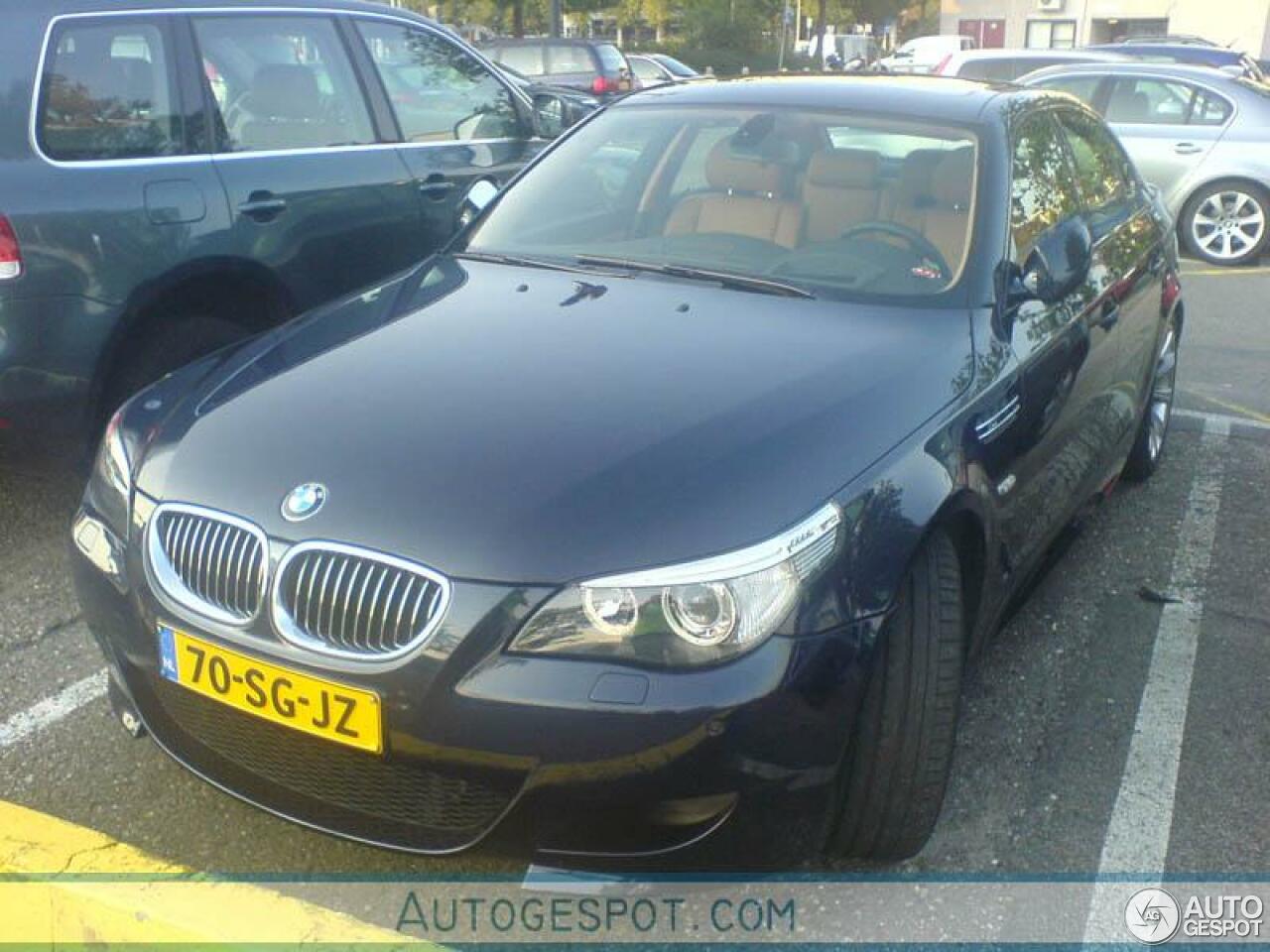 BMW M5 E60 2005