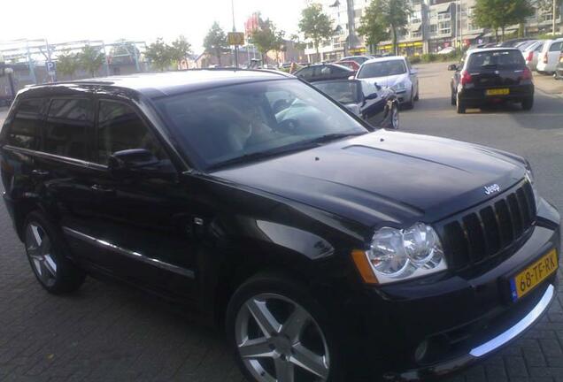 Jeep Grand Cherokee SRT-8 2005