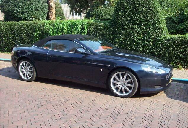 Aston Martin DB9 Volante