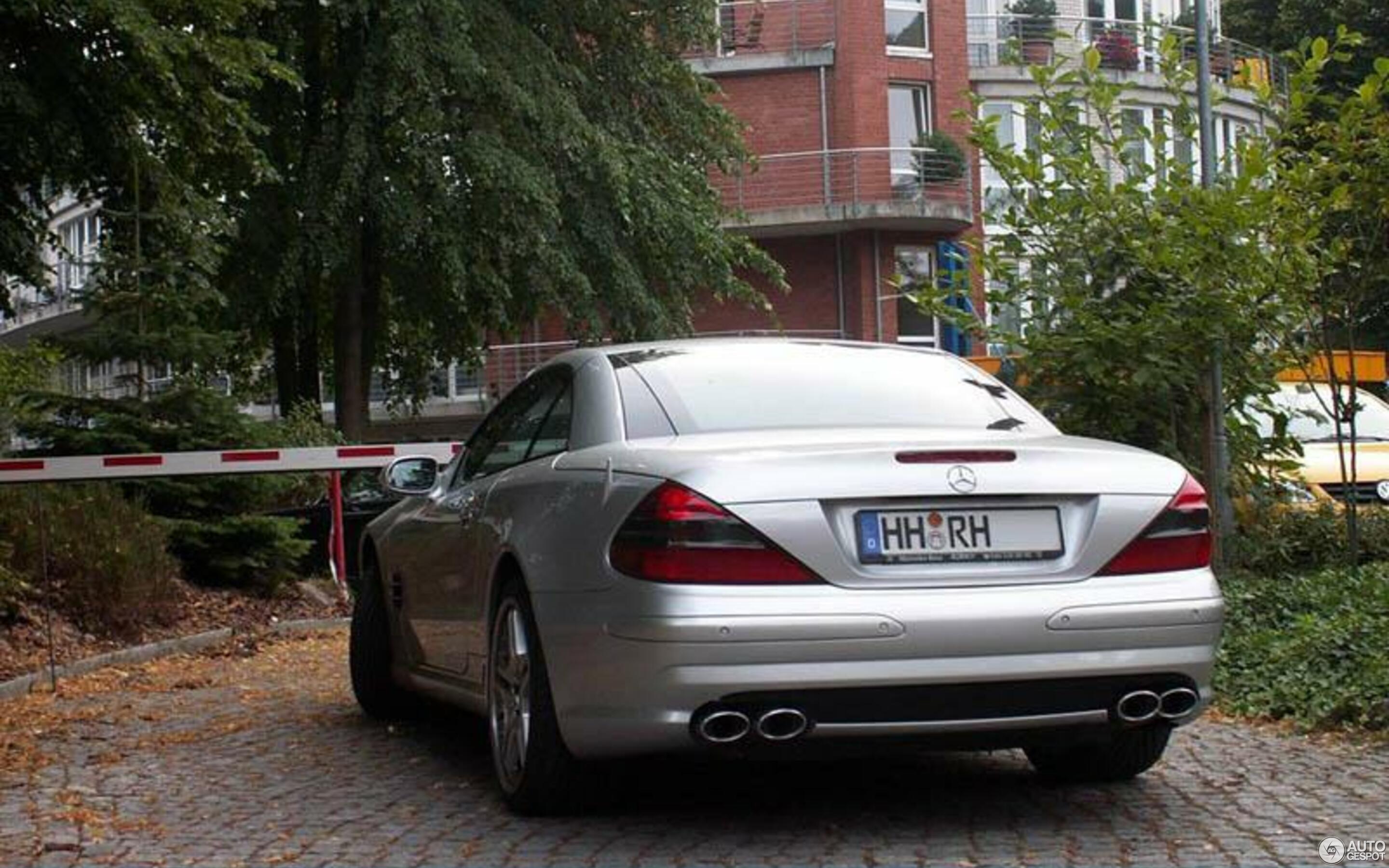 Mercedes-Benz SL 55 AMG R230