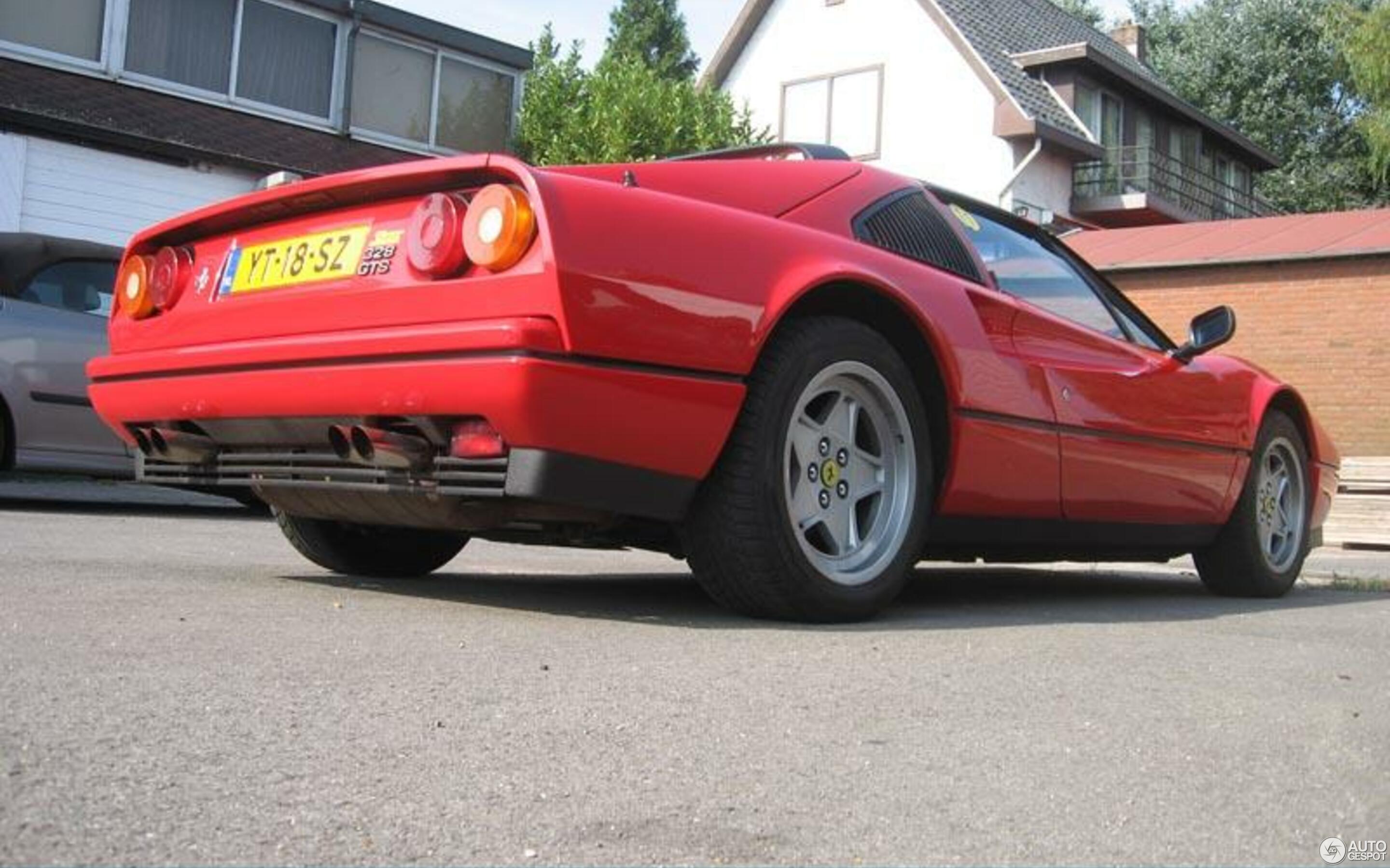 Ferrari 328 GTS