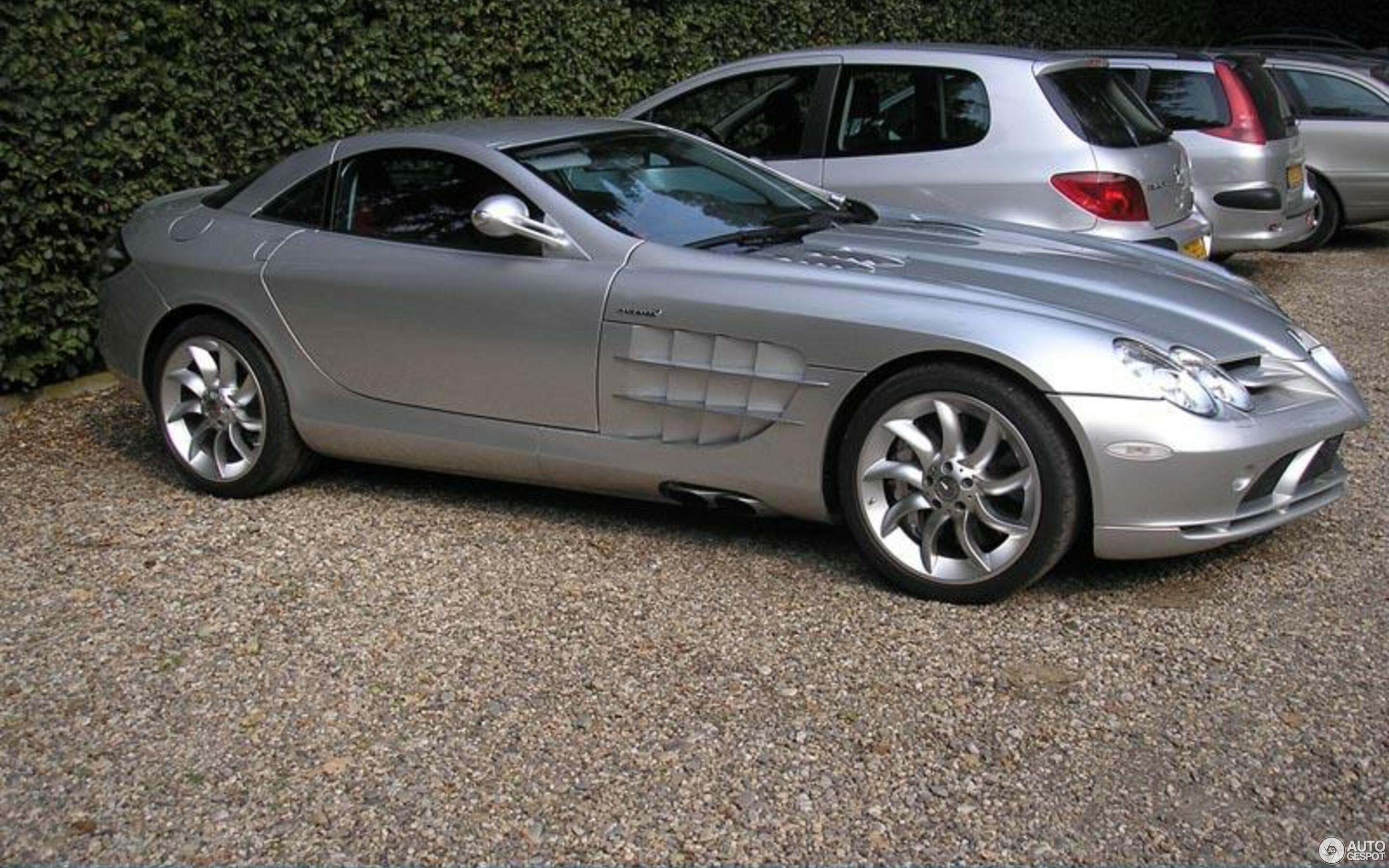 Mercedes-Benz SLR McLaren