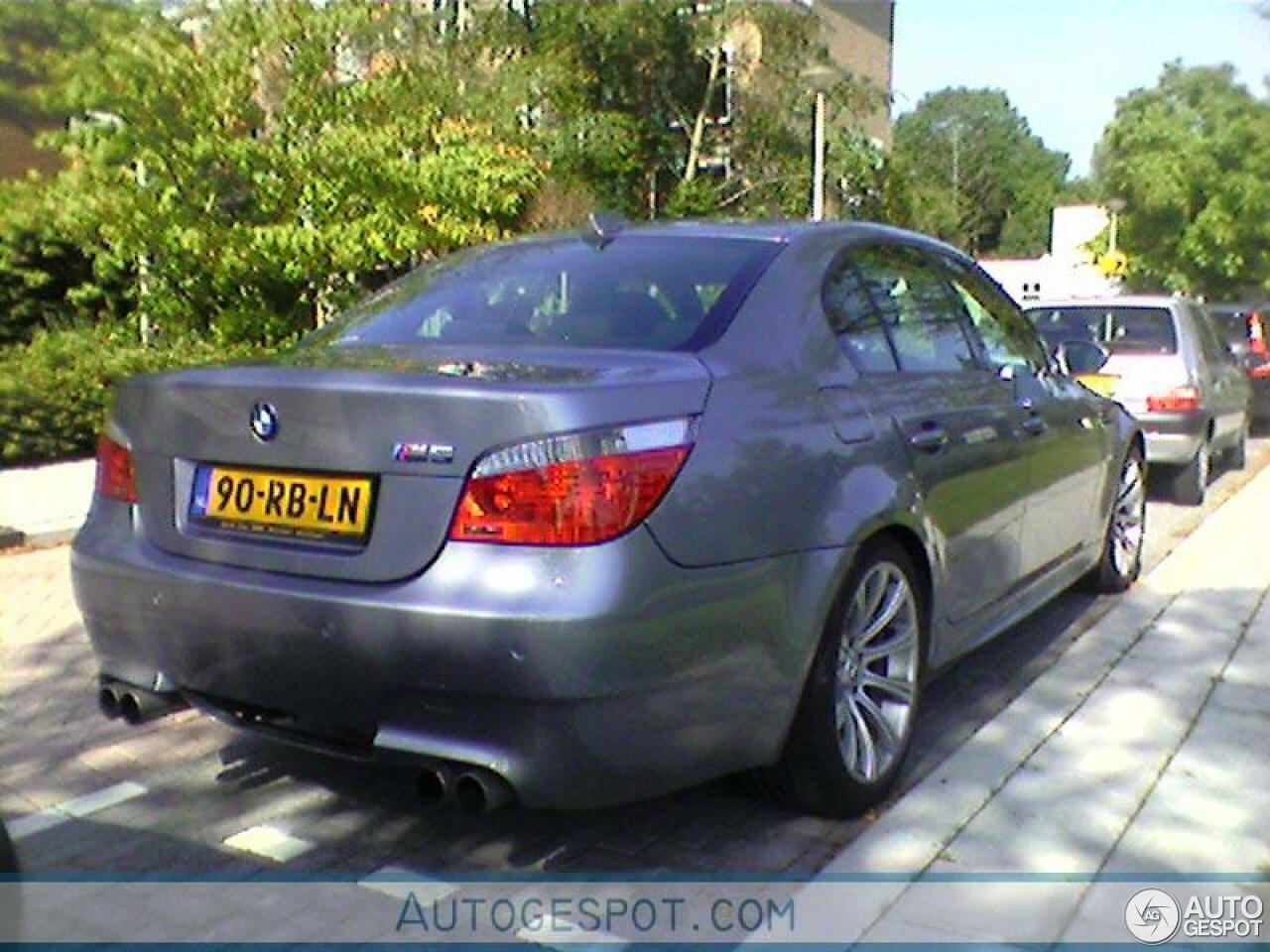 BMW M5 E60 2005