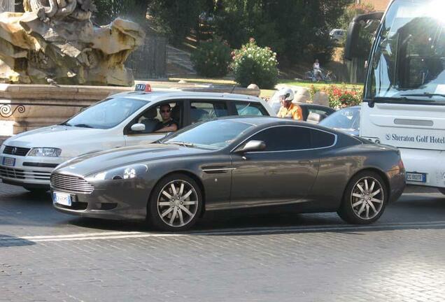 Aston Martin DB9