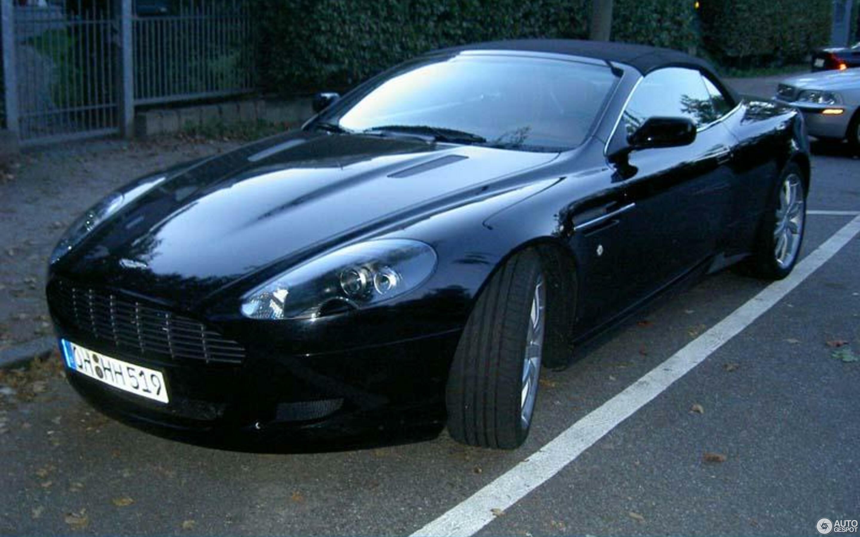 Aston Martin DB9 Volante