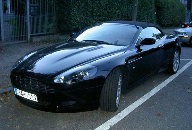 Aston Martin DB9 Volante