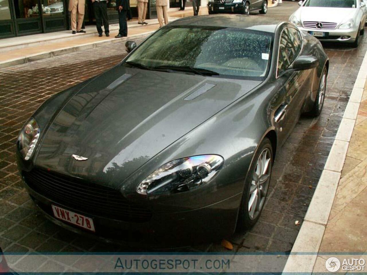 Aston Martin V8 Vantage