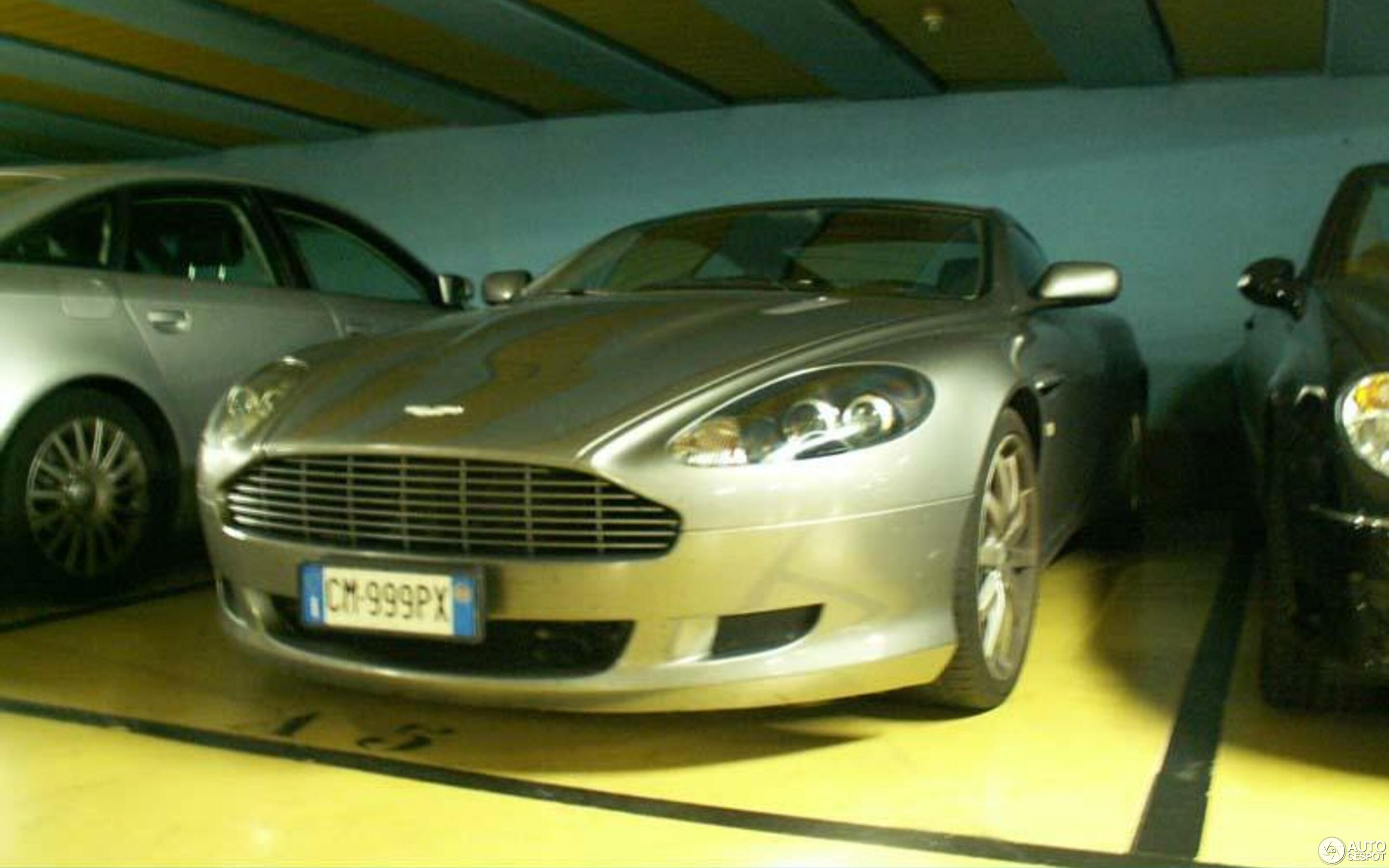 Aston Martin DB9