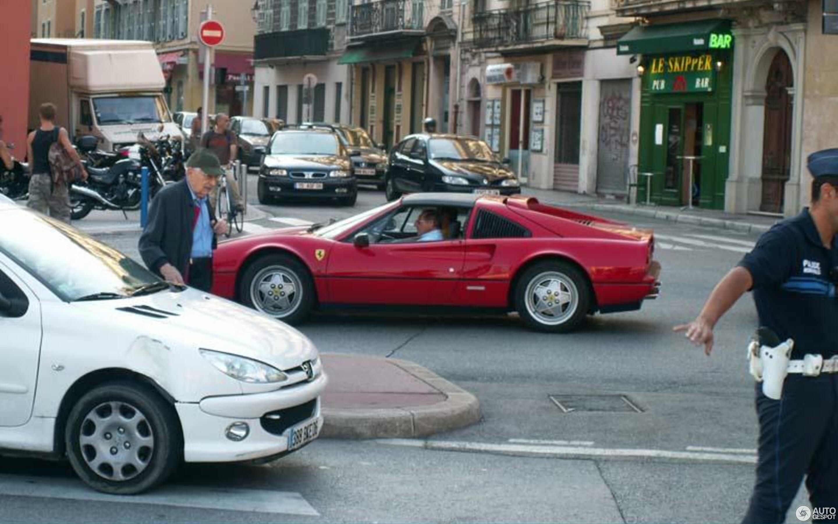 Ferrari 328 GTS