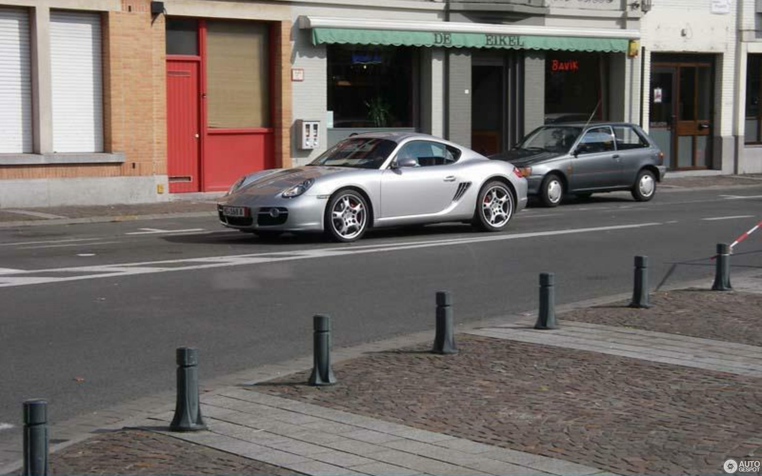 Porsche 987 Cayman S