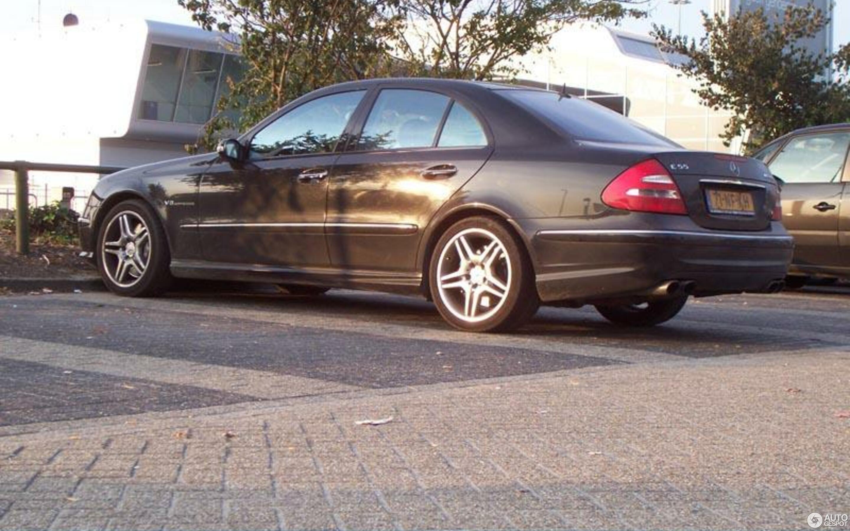 Mercedes-Benz E 55 AMG