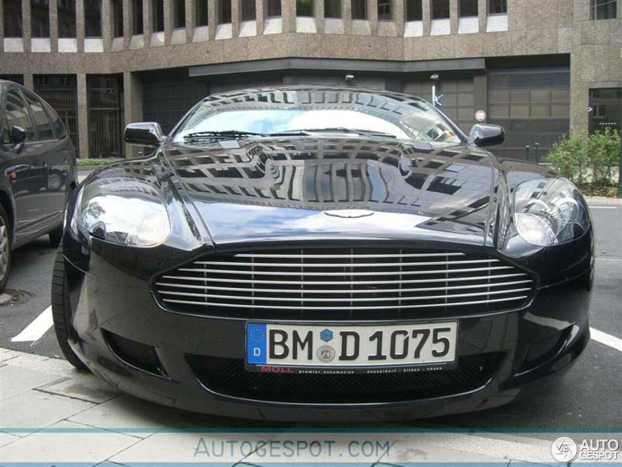 Aston Martin DB9