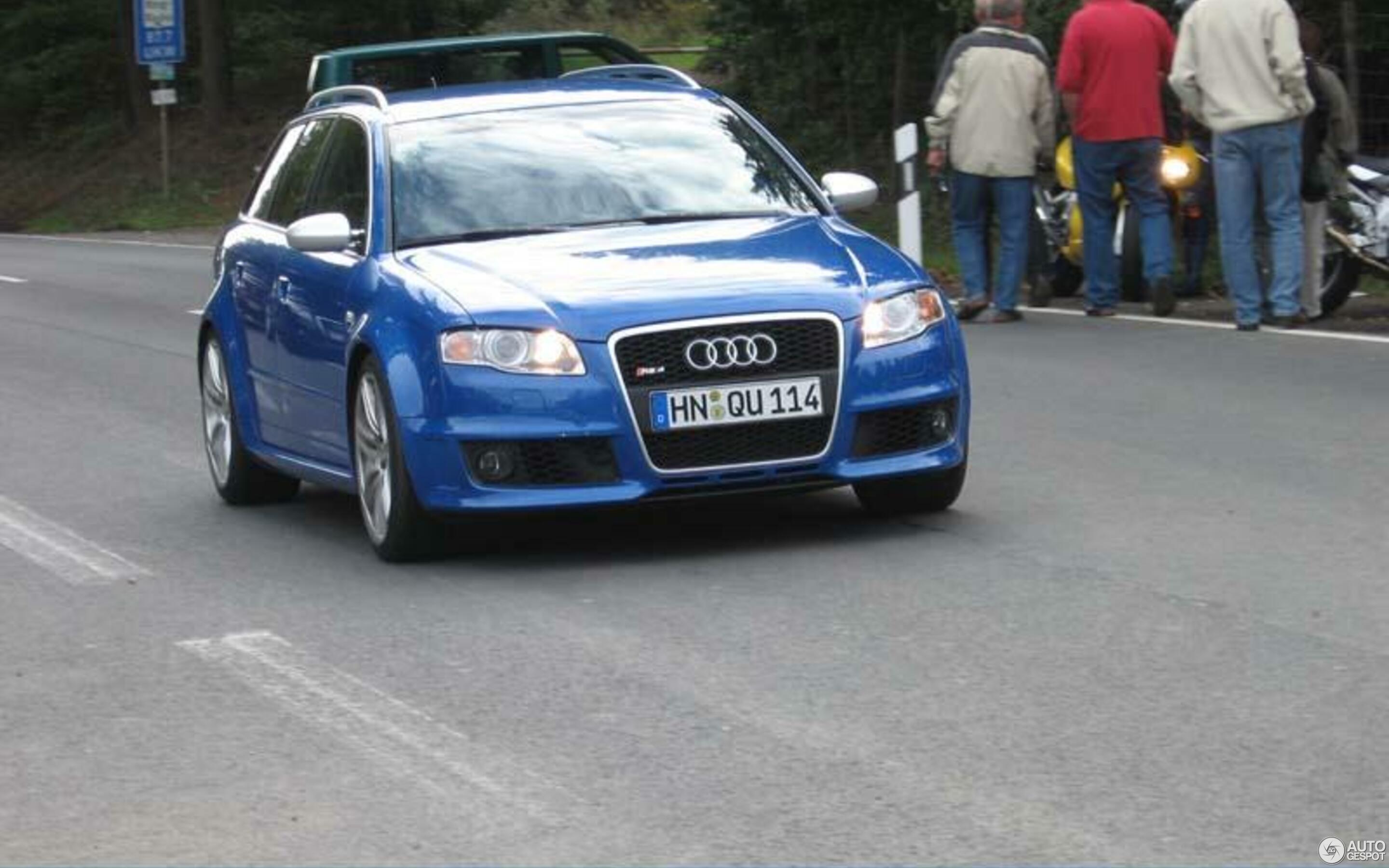 Audi RS4 Avant B7