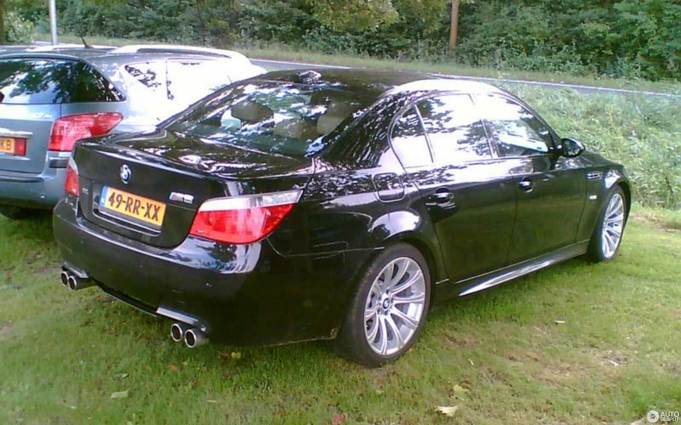 BMW M5 E60 2005