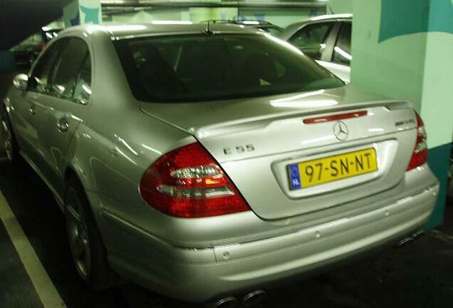 Mercedes-Benz E 55 AMG