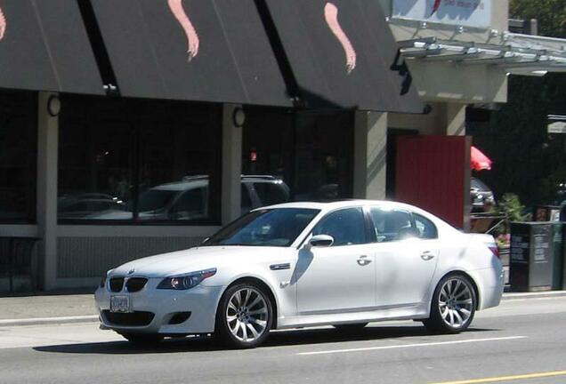 BMW M5 E60 2005