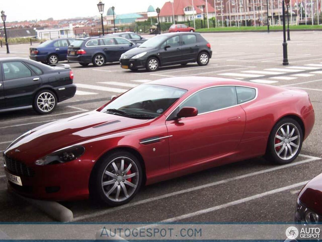 Aston Martin DB9