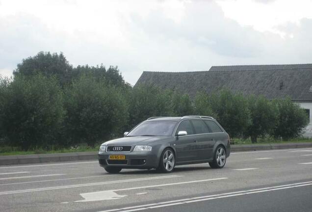 Audi RS6 Avant C5