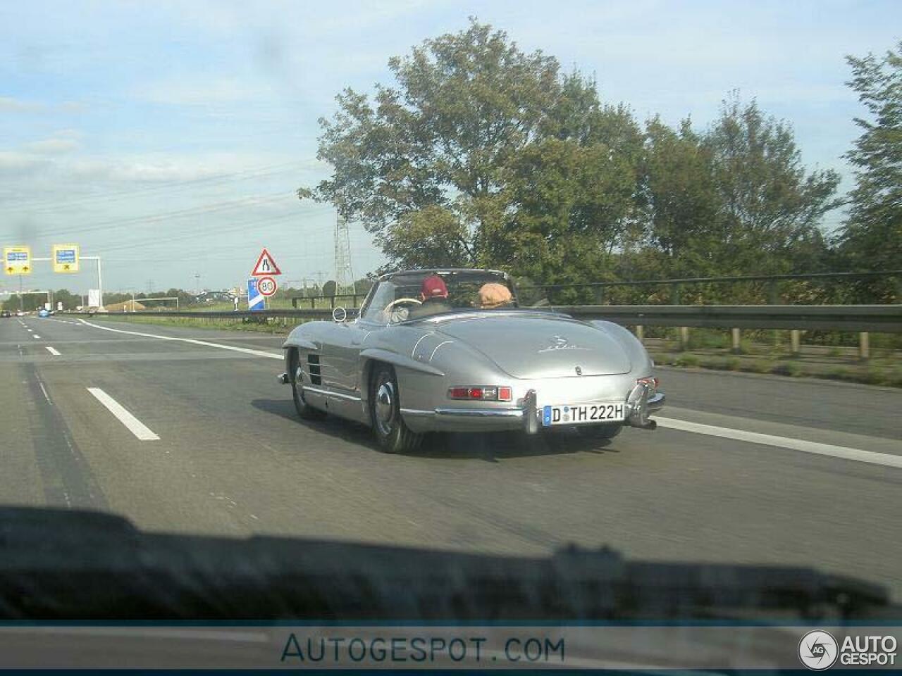 Mercedes-Benz 300SL Roadster