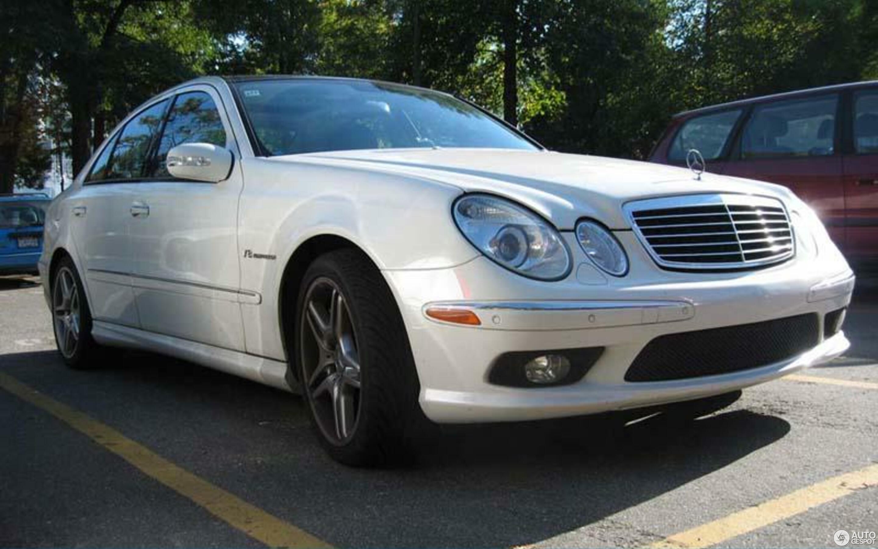 Mercedes-Benz E 55 AMG