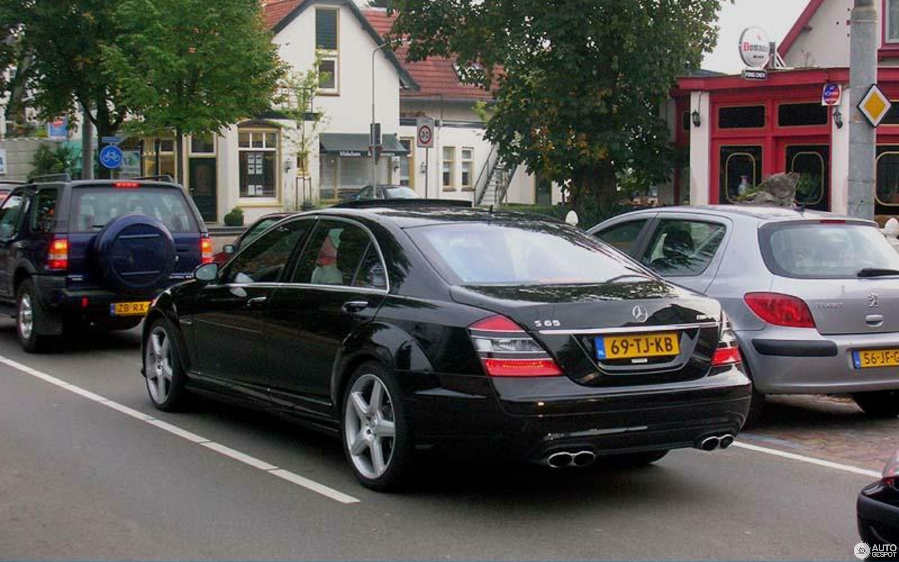 Mercedes-Benz S 65 AMG V221