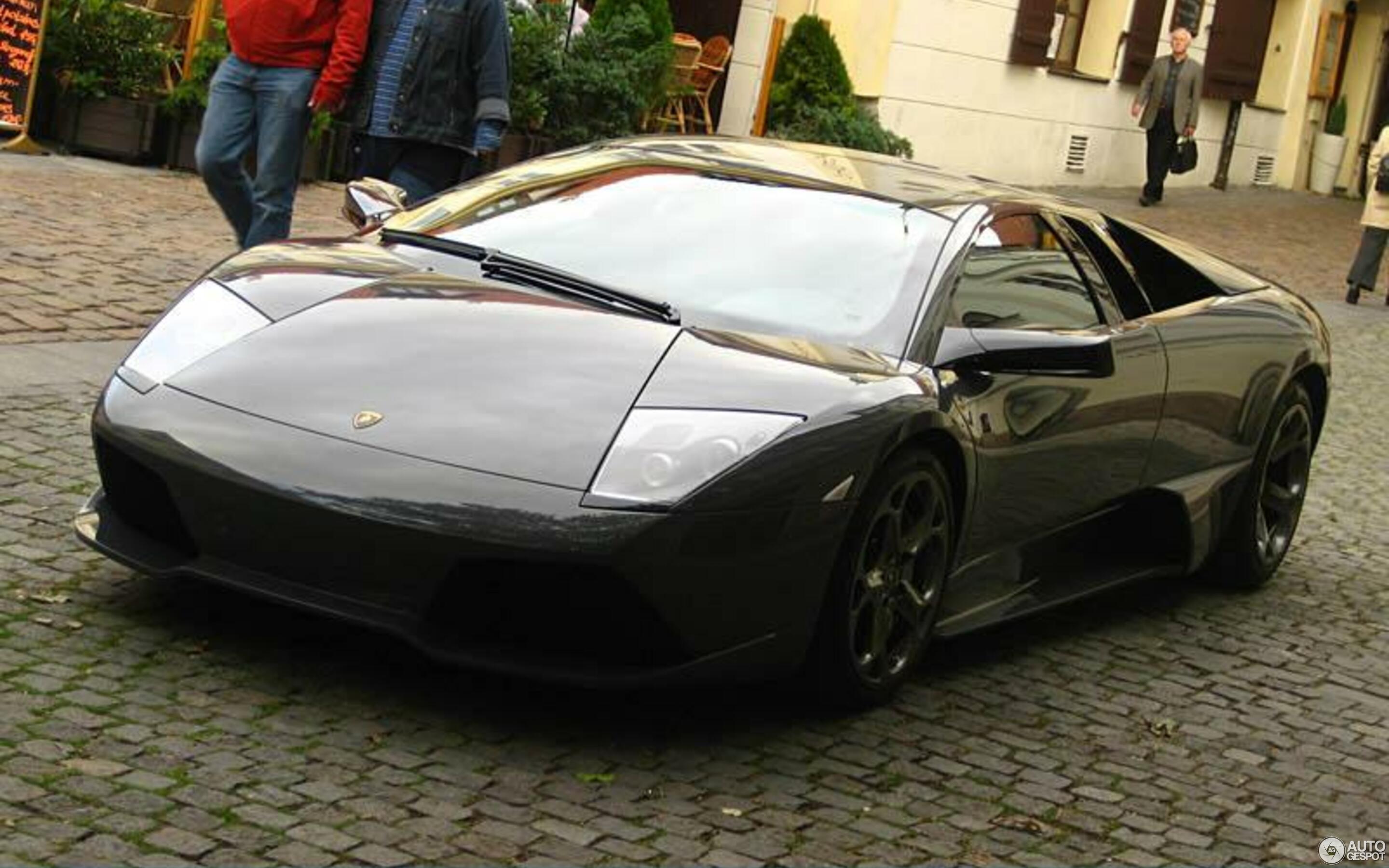 Lamborghini Murciélago LP640