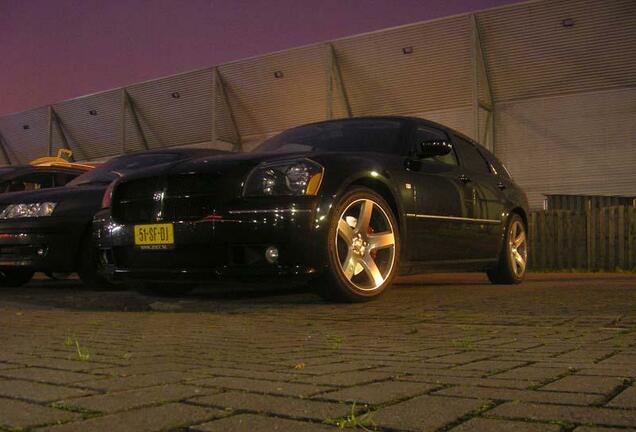 Dodge Magnum SRT-8