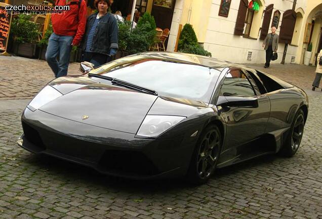 Lamborghini Murciélago LP640