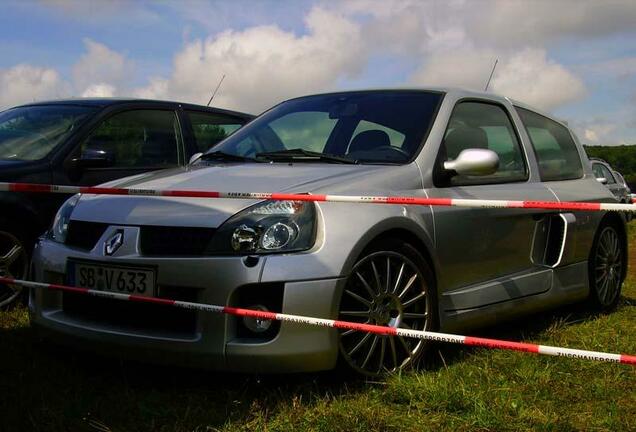 Renault Clio V6 Phase II