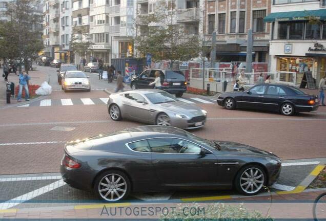 Aston Martin DB9