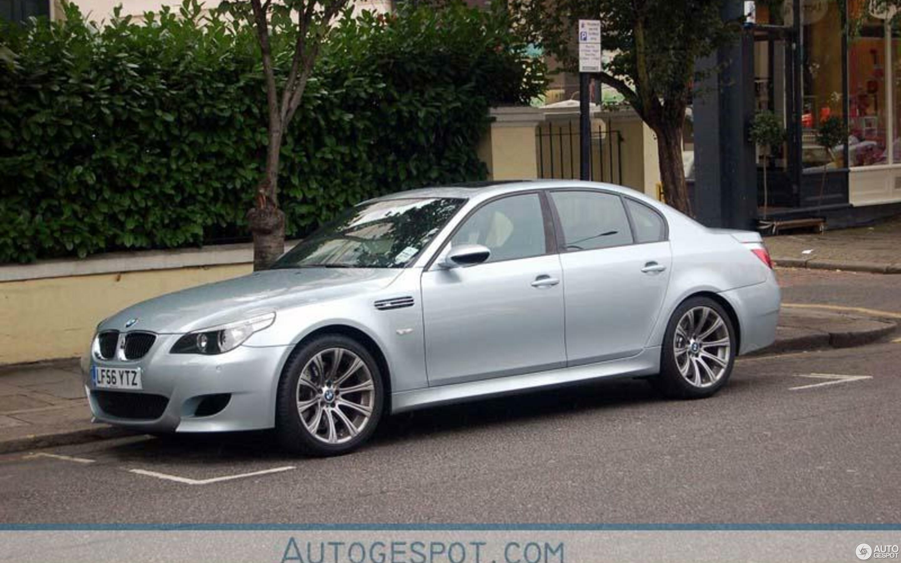 BMW M5 E60 2005