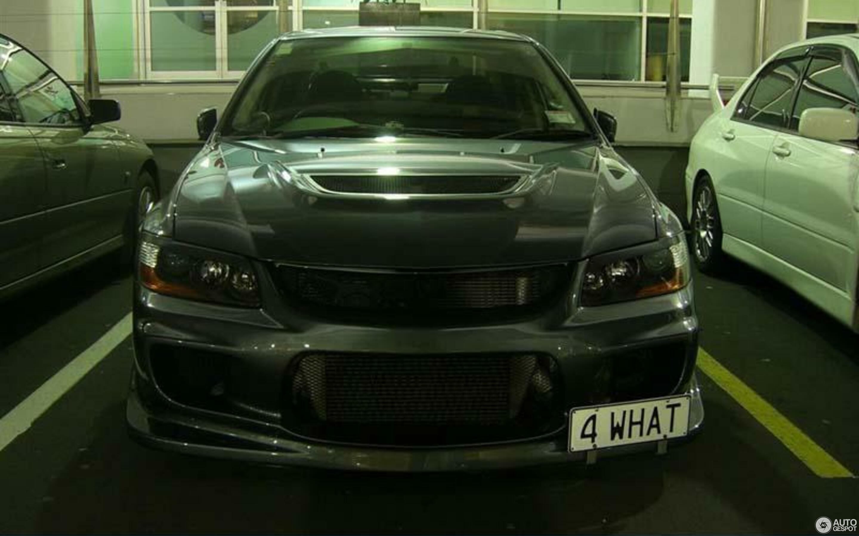 Mitsubishi Lancer Evolution IX FQ