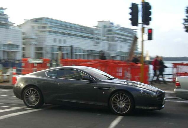 Aston Martin DB9