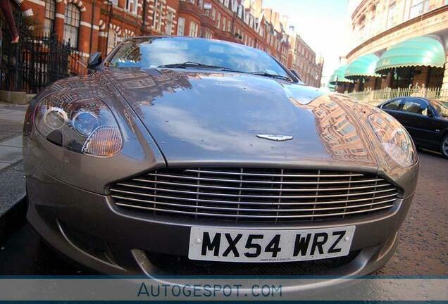 Aston Martin DB9