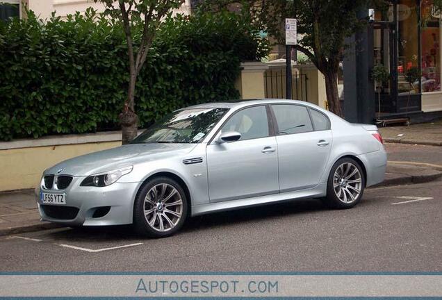 BMW M5 E60 2005