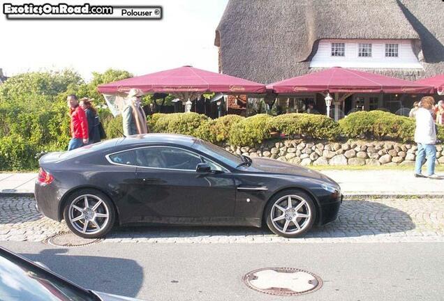 Aston Martin V8 Vantage