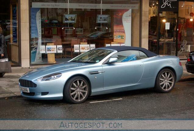 Aston Martin DB9 Volante