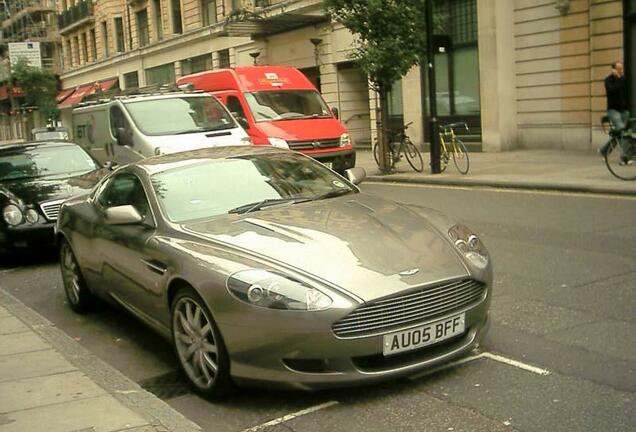 Aston Martin DB9