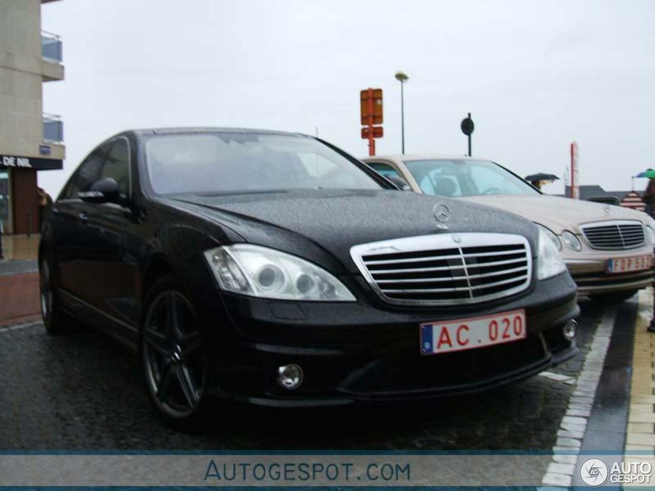 Mercedes-Benz S 65 AMG V221