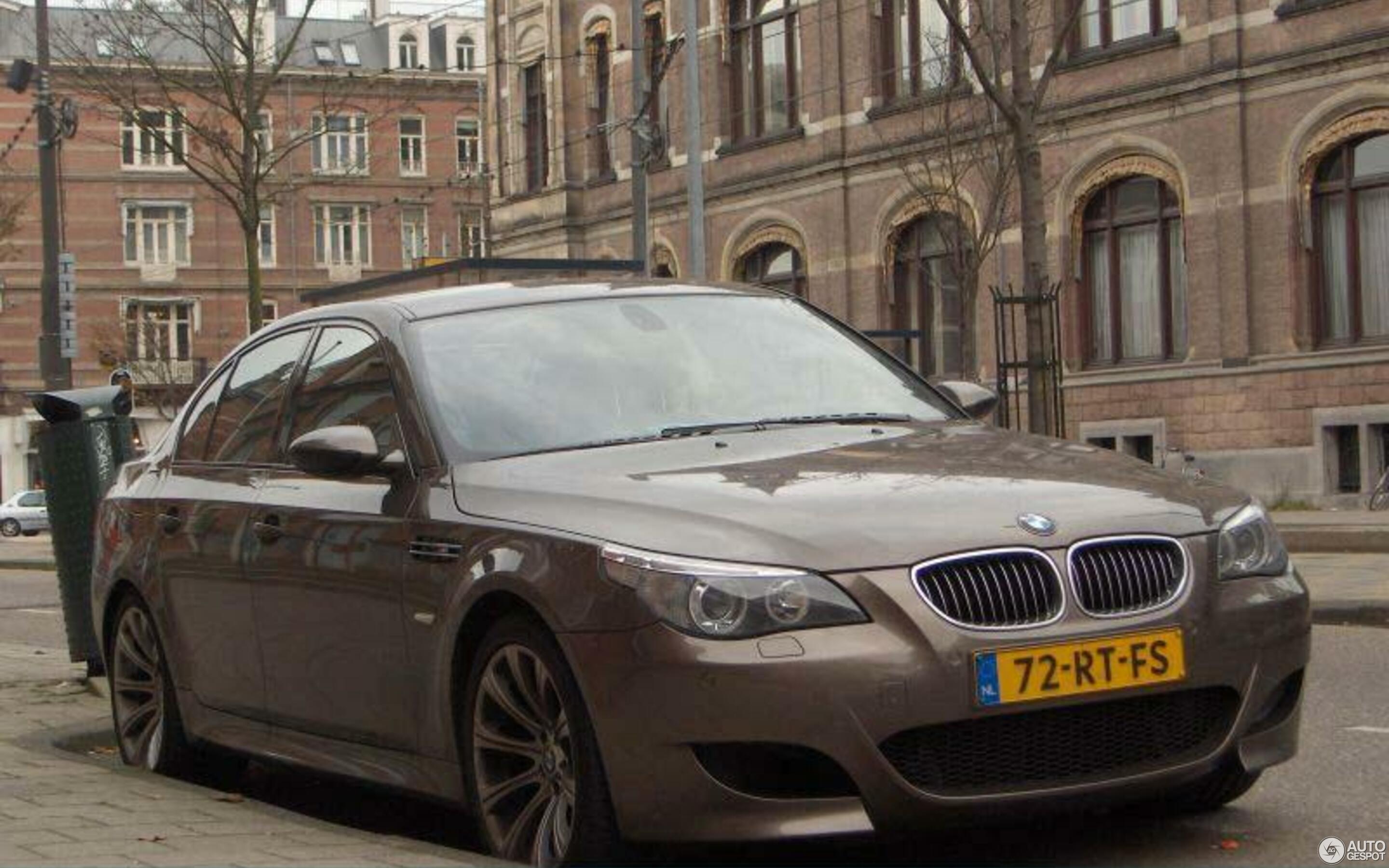 BMW M5 E60 2005