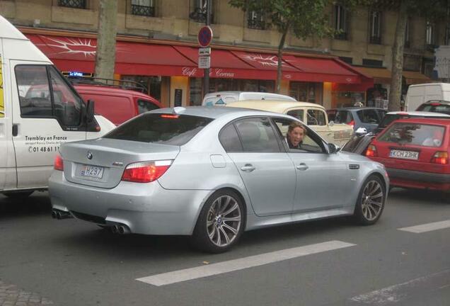 BMW M5 E60 2005